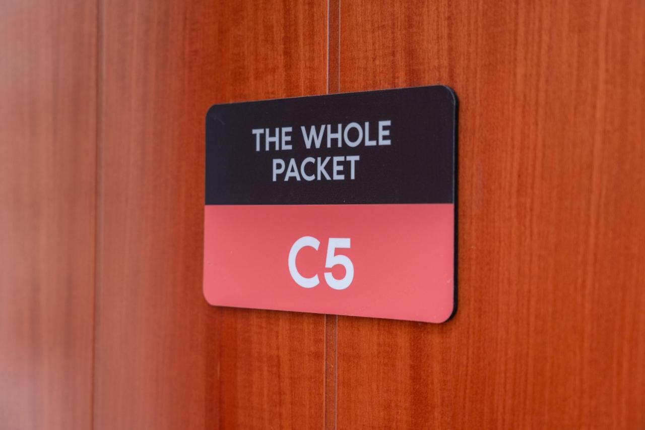 The Whole Packet C5 Center With Parking Apartment Larissa Exterior photo